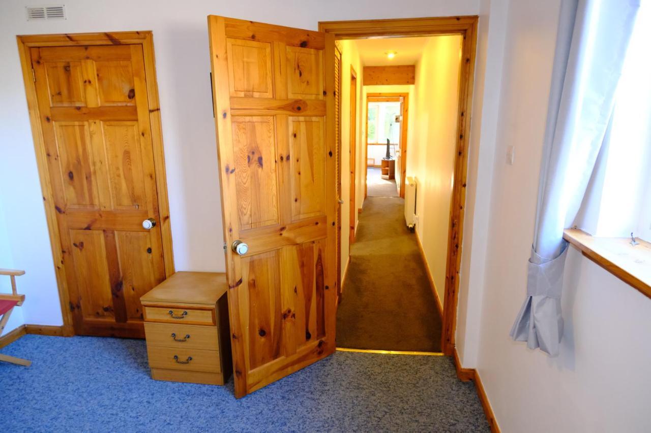 Lovely 1-Bedroom Apartment With Free Parking อินเวอร์เนส ภายนอก รูปภาพ